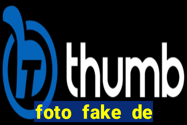 foto fake de menina cacheada